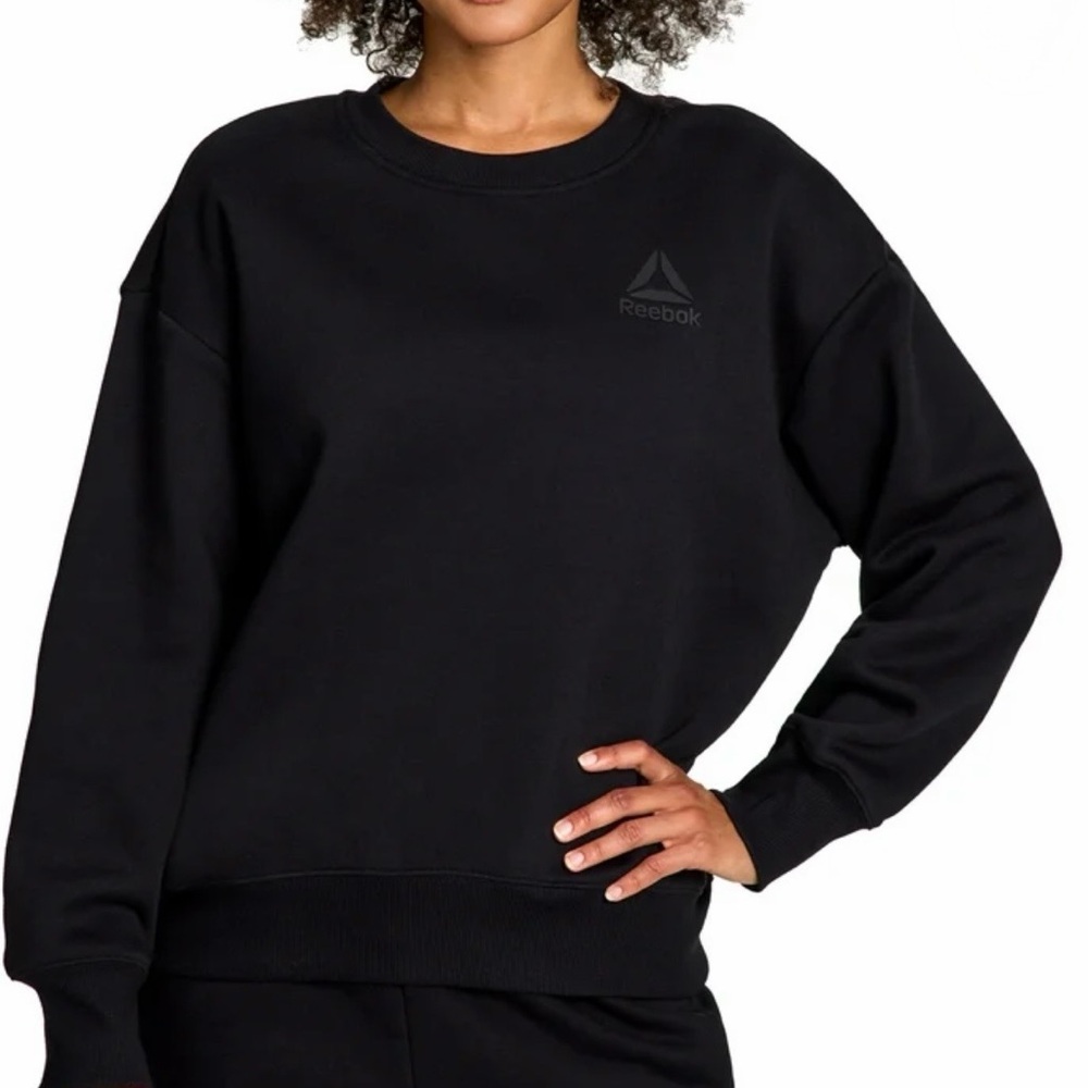 Reebok Black Logo Crewneck Pullover